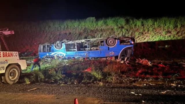 Busunglück in Brasilien: Sechs Tote, 46 Verletzte