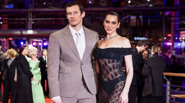 Dua Lipa: Αποκαλυπτική εμφάνιση με τον Κάλουμ Τέρνερ στο Βερολίνο