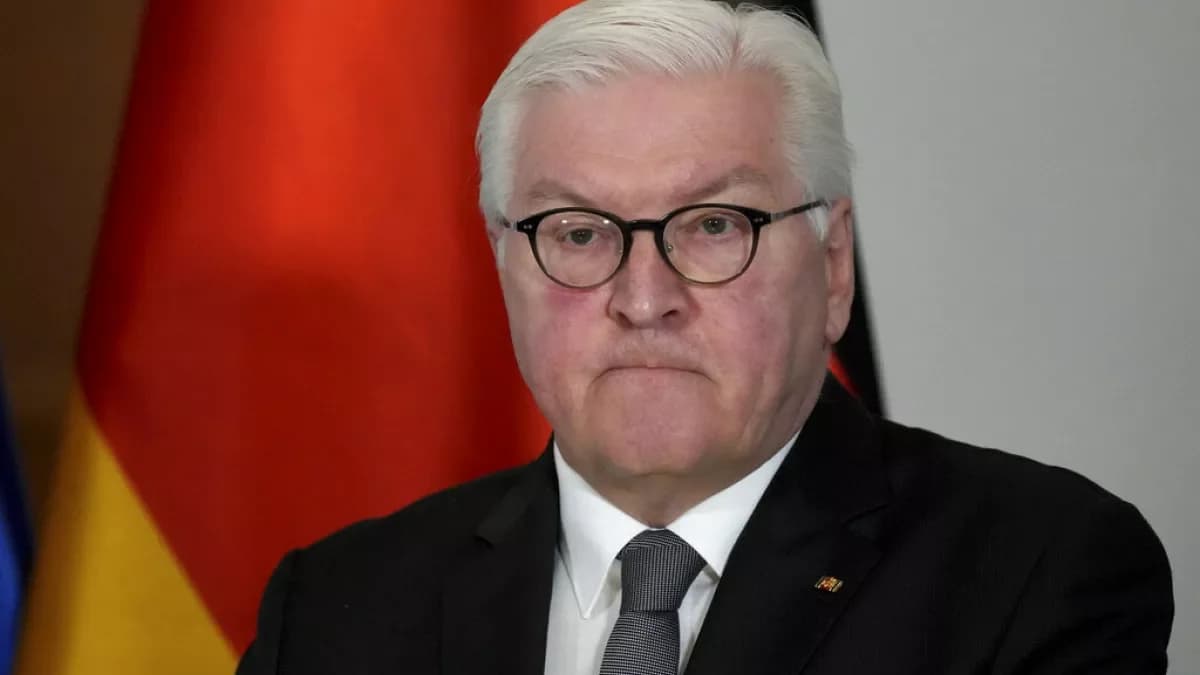 Steinmeier: Beirut debe continuar el desarme de Hezbolá