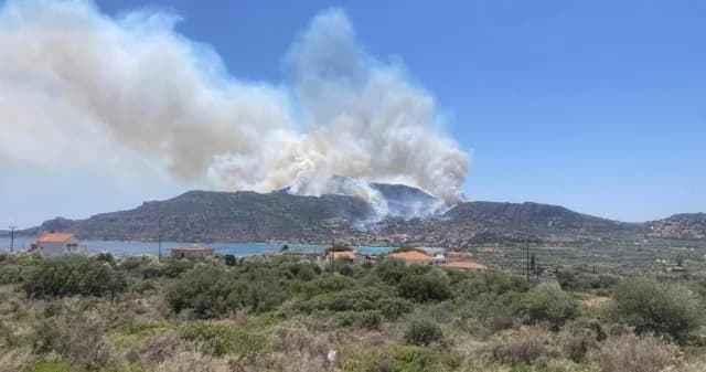 Monemvasia: Feuer in Karavostasi unter Kontrolle