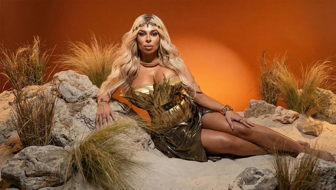 Johanna vereint Griechenland und Ägypten mit neuer Single "Na Mi Se Do Ksana"