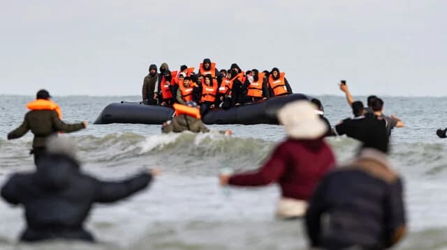 Al menos 15 cuerpos de migrantes aparecen en las costas de Sicilia y Calabria