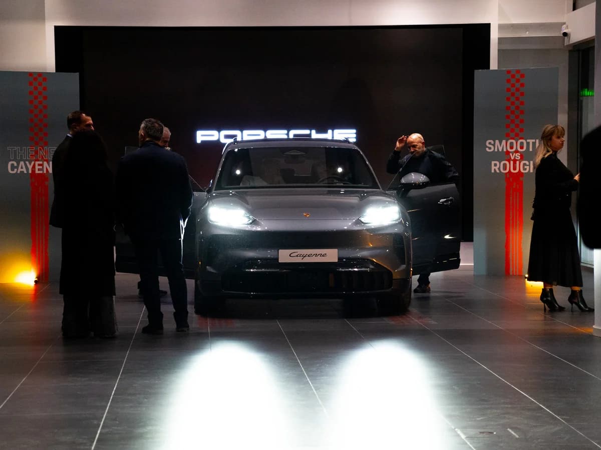 Presentación Exclusiva del Nuevo Porsche Cayenne Electric en Chipre