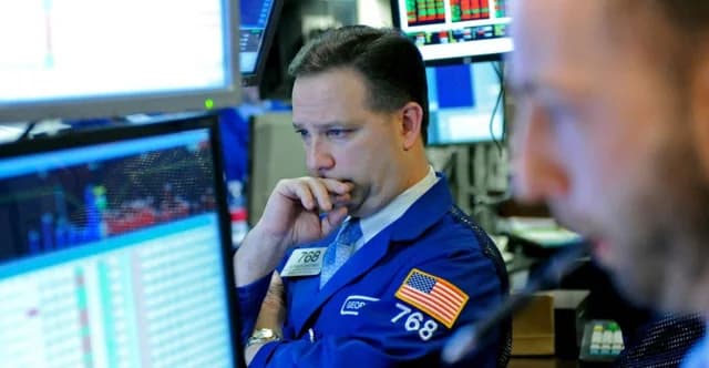 Wall Street Rallies on Tech Boost – Fed Minutes Cause Concern