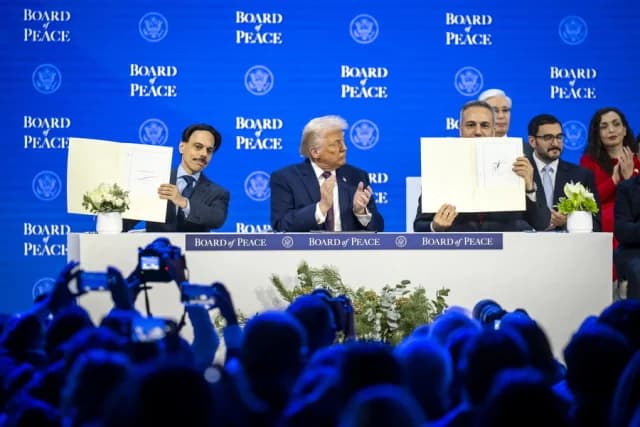 El Consejo de Paz de Trump se reúne: Participación y división en Europa