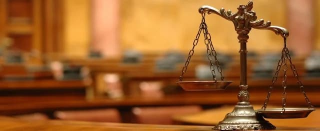 El Colegio de Abogados de Atenas celebra la decisión sobre la aclaración de sentencias de absolución