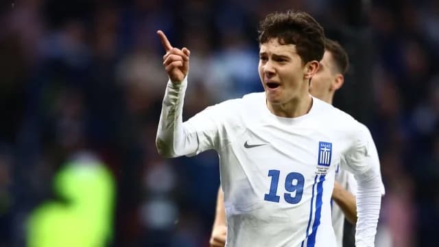 Neue Auszeichnungen für Karetsas: "Der griechische Messi glänzt und halb Europa will ihn"