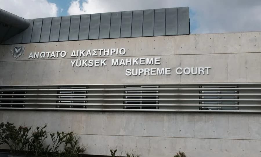 Απόρριψη αίτησης για υπόθεση παιδικής πορνογραφίας από το Ανώτατο Δικαστήριο