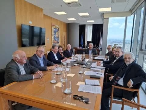 EKYSY and Minister of Labor Discuss Widow's Pensions and Pension Reform