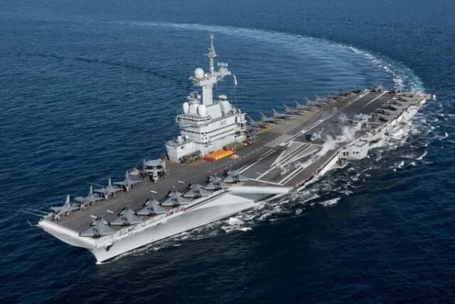 Portaaviones francés Charles de Gaulle desplegado en el Atlántico Norte