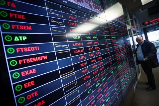 Bolsa de Atenas: Segundo día de pérdidas y descenso semanal