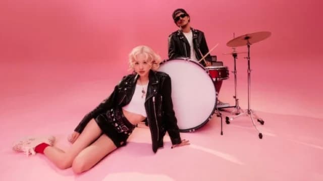 Bruno Mars and Rose's 'APT' Crowned Top-Selling Song of 2025