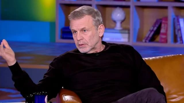 Apóstolos Gletsos se disculpa públicamente con Christoforos Papakaliatis