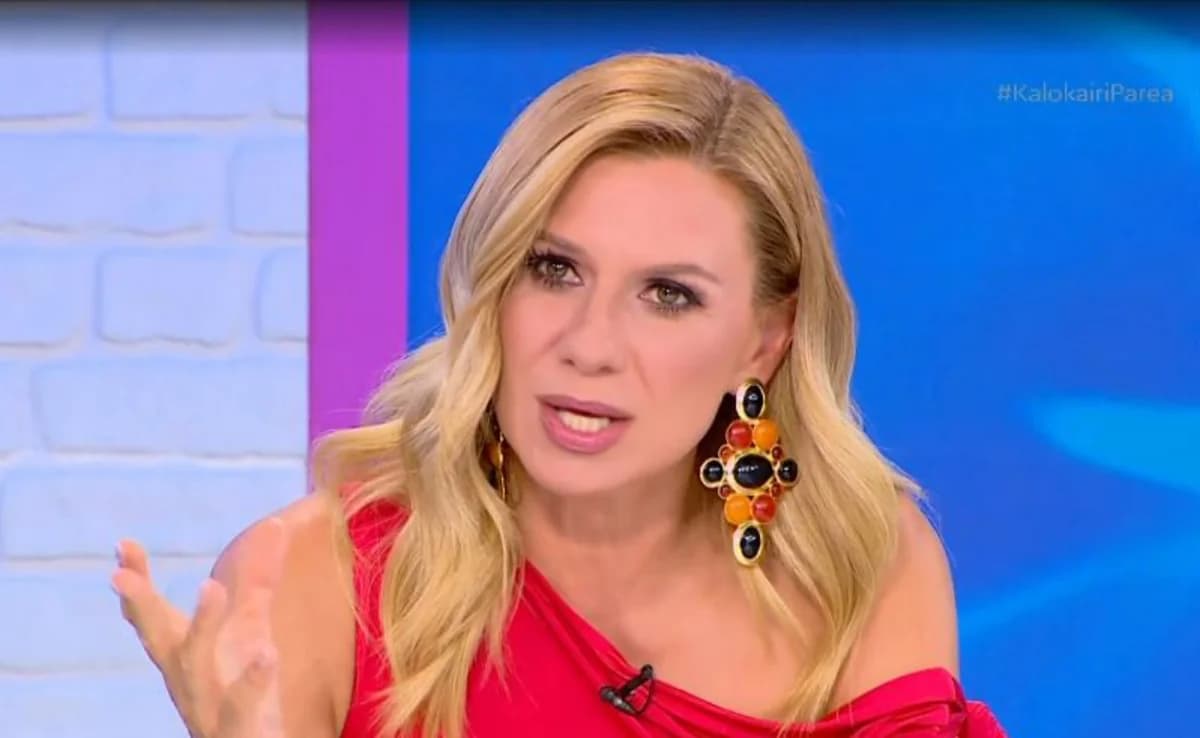 Katerina Karavatou: "Mi hija no le cree a nadie sobre la prohibición de las redes sociales"