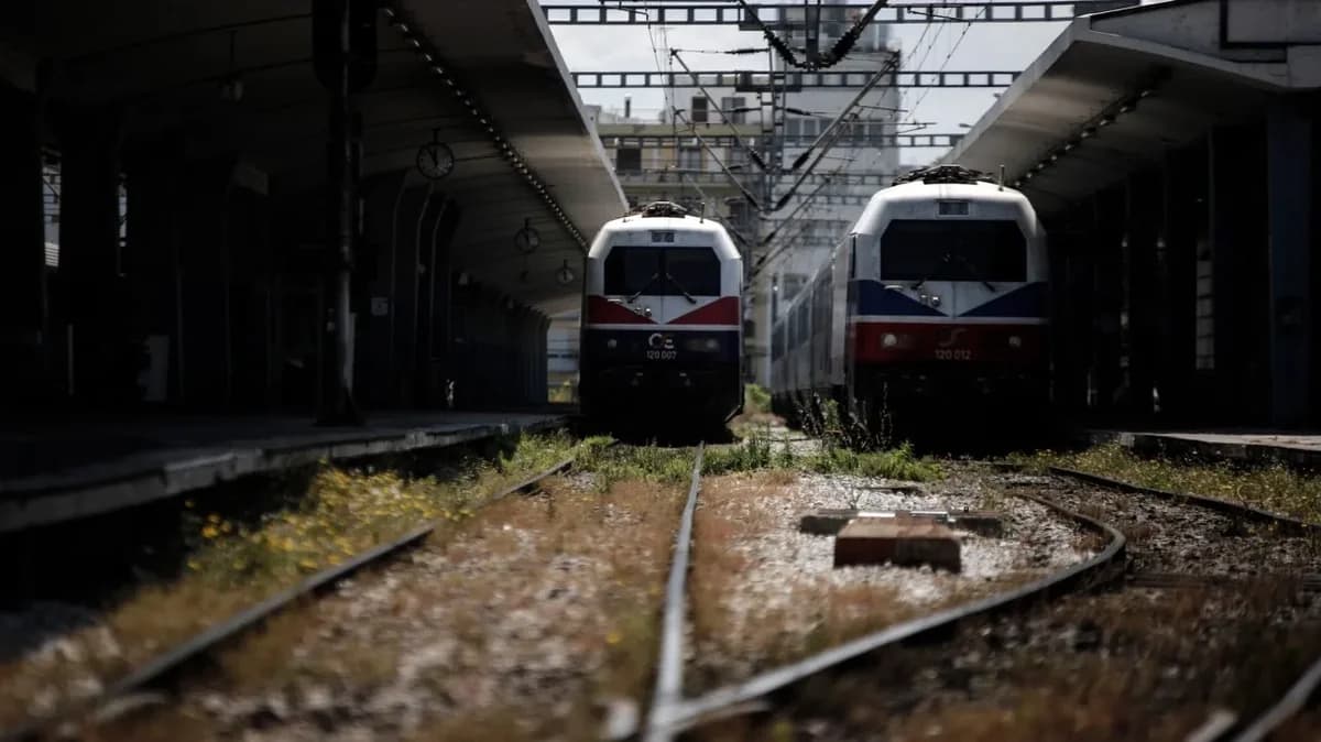 Πάτρα: Τρένο συγκρούστηκε με αυτοκίνητο – Χωρίς τραυματισμούς