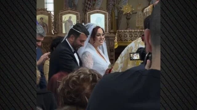 באיה אנטוניו: עיתונאית נישאת