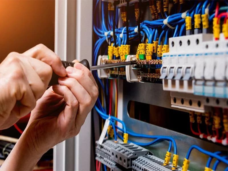 Limassol: Betrugswarnung – angebliche Mitarbeiter des Elektrizitätswerks