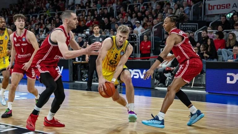 Bamberg Stuns Alba Berlin to Win German Cup