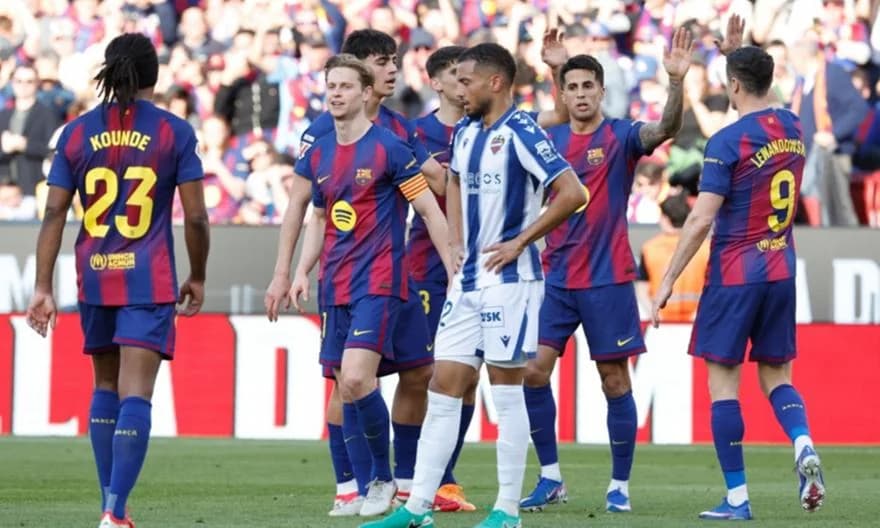 La Liga: Barcelona kehrt nach Sieg über Levante an die Spitze zurück