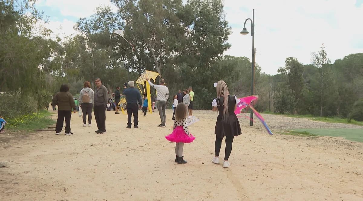 קפריסין: מסורות וחגיגות של יום שני הנקי