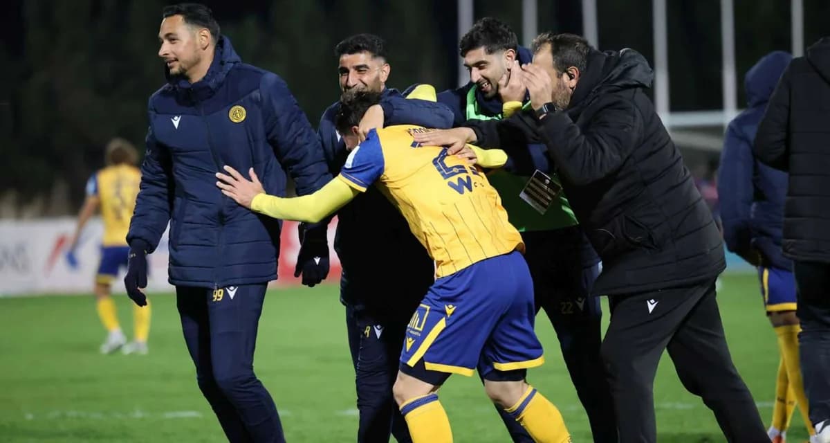 Έψαχνε το γκολ ο Παρούτης με την ΑΕΛ