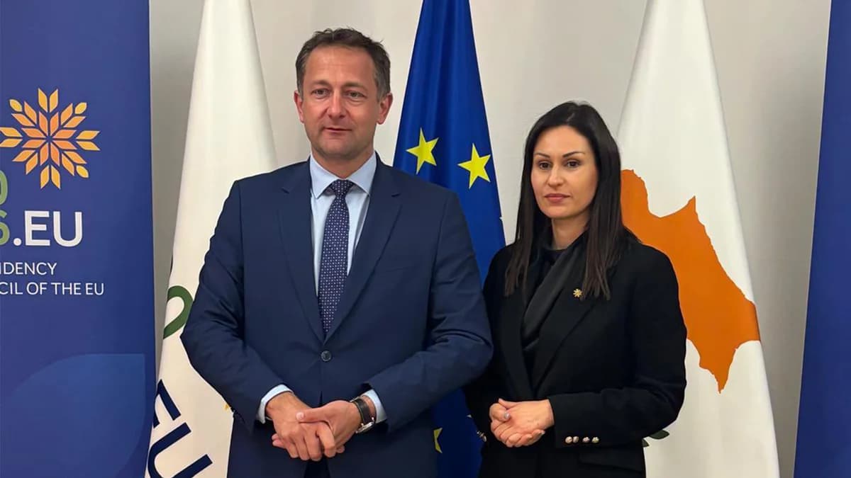 Μ. Παναγιώτου: Εμβόλια και οικονομική βοήθεια για τον αφθώδη πυρετό