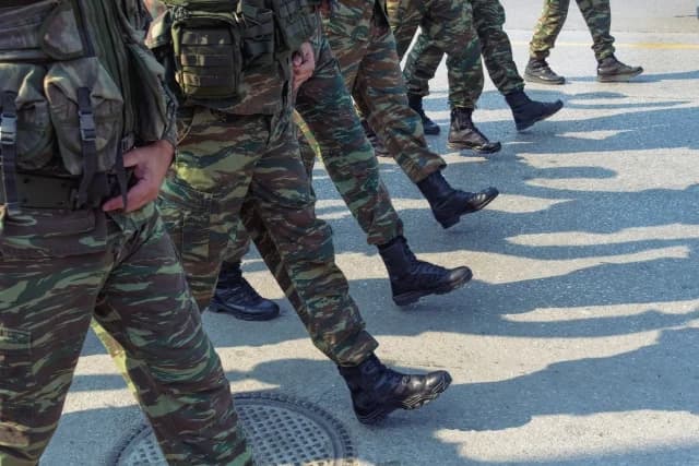 Νέο μοντέλο στρατιωτικής θητείας σε εφαρμογή: Όλες οι αλλαγές