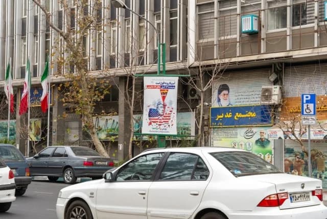 Naher Osten: Länder fordern Bürger auf, den Iran zu verlassen