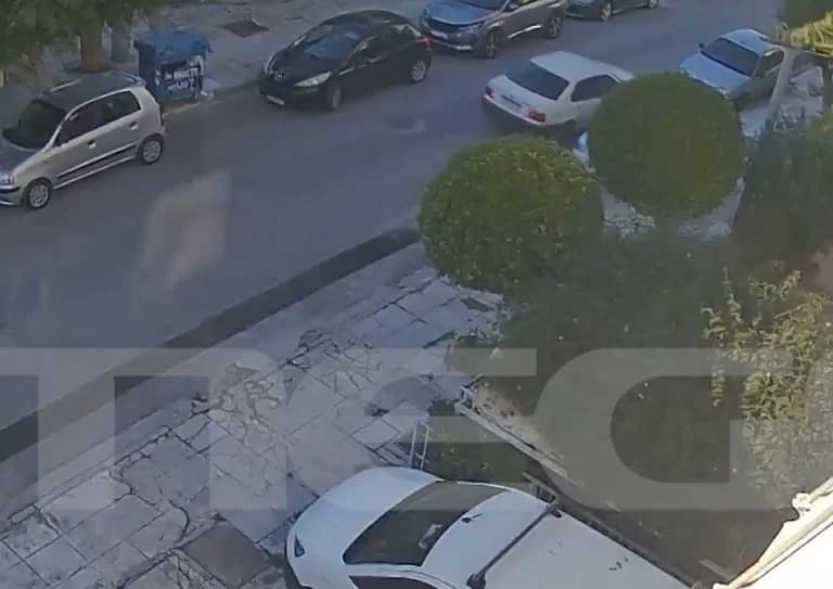 Άλιμος: Μεθυσμένη οδηγός προκάλεσε ζημιές σε 11 αυτοκίνητα