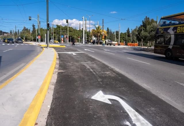 Atenas: Nueva regulación de tráfico en la Avenida Amalias