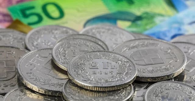 2.100 solicitudes para la liquidación de préstamos en francos suizos en tres días