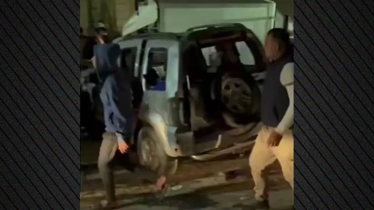 מצרים: גבר עם דגל ישראל דרס קהל – שישה נפצעו