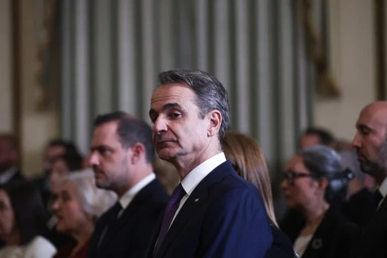 ND: Estrategia 'Derecha o Izquierda' antes de las elecciones