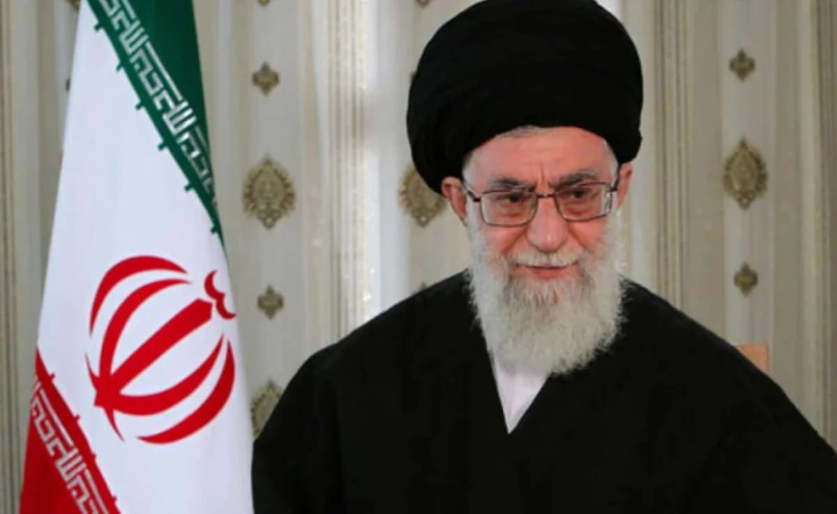 Iran: Reports of Explosions in Tehran, Khamenei Out of City
