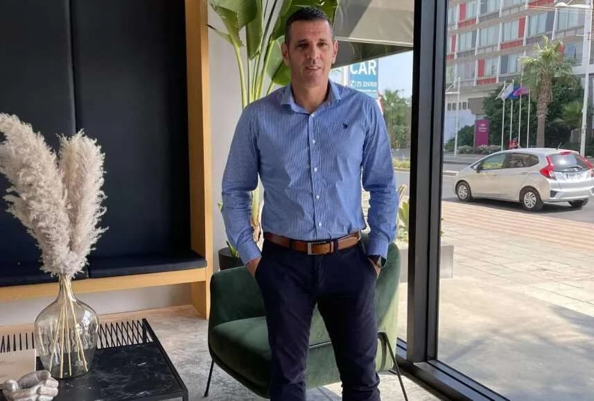 K. Konstantinou über M. Neofytou: "Die Welt ist unfair"