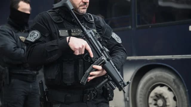 Medidas de seguridad de emergencia en objetivos estadounidenses e israelíes en Ática y Creta