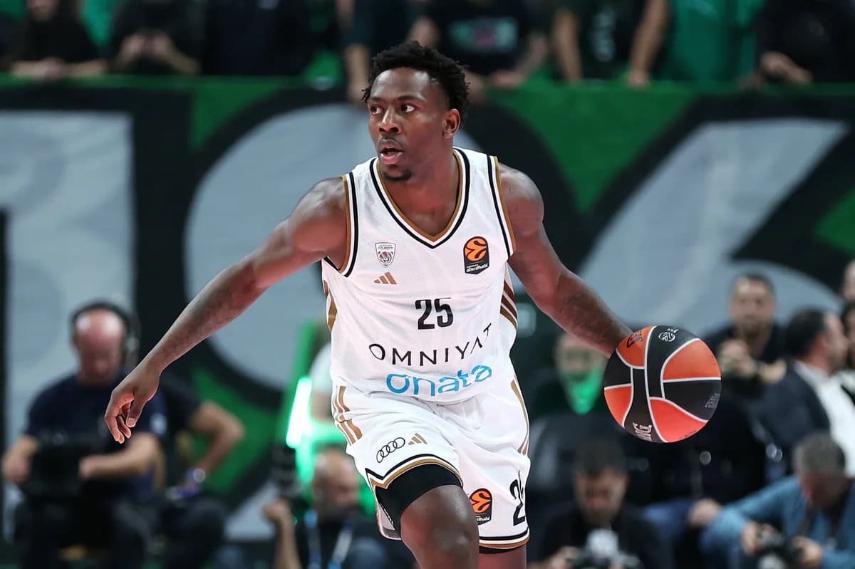 McKinley Wright Named EuroLeague MVP for February