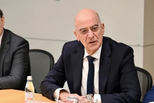 Ελλάδα: Φρεγάτες και F-16 στην Κύπρο μετά τις επιθέσεις στο Ακρωτήρι