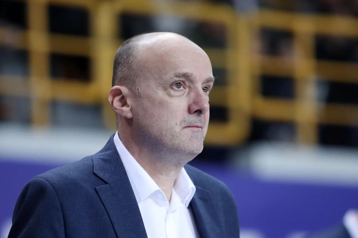 Zdovc nicht mehr Trainer von PAOK