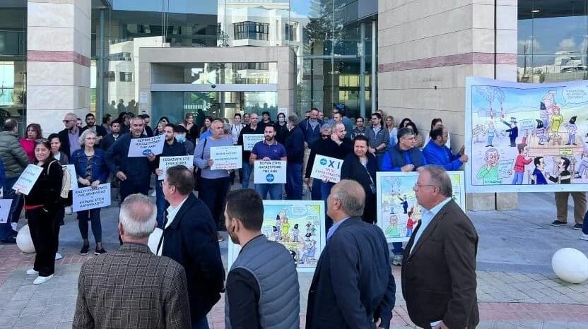 מבקר המדינה ממליץ על שקיפות בשיטות הגיוס של EAC