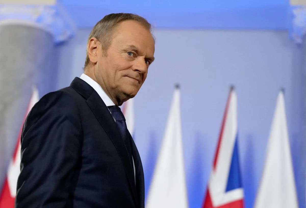 Tusk: Polonia busca autonomía en armas nucleares