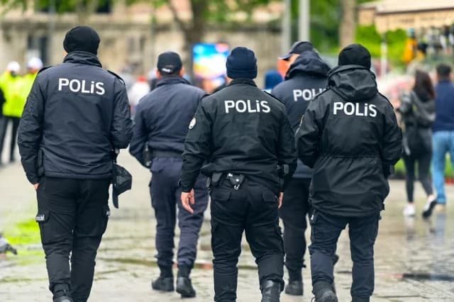 Turkey: 158 Military Personnel Arrested for Alleged Gülen Links
