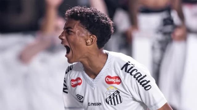 Brasil: El hijo de Robinho causa revuelo en Santos