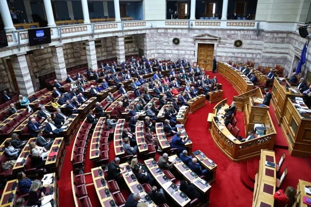Θρίλερ στην ψηφοφορία για την επιστολική ψήφο των Απόδημων