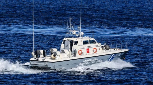 Hundimiento de barco pesquero en Nea Moudania, Calcídica
