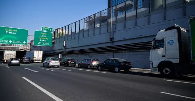 Κυκλοφοριακές ρυθμίσεις στην Αττική Οδό λόγω εργασιών