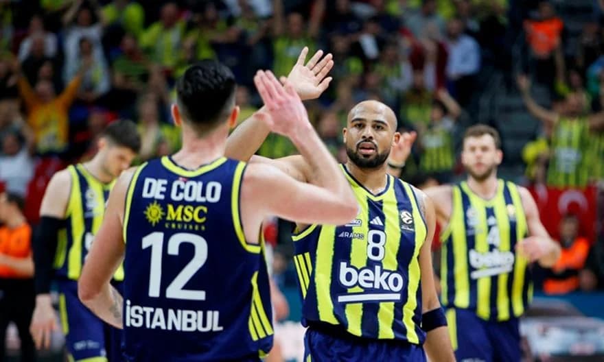 Fenerbahce extiende su racha ganadora, Mónaco sufre derrota