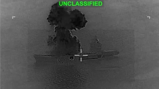 CENTCOM: ארה"ב תקפה ספינת תובלת מל"טים איראנית