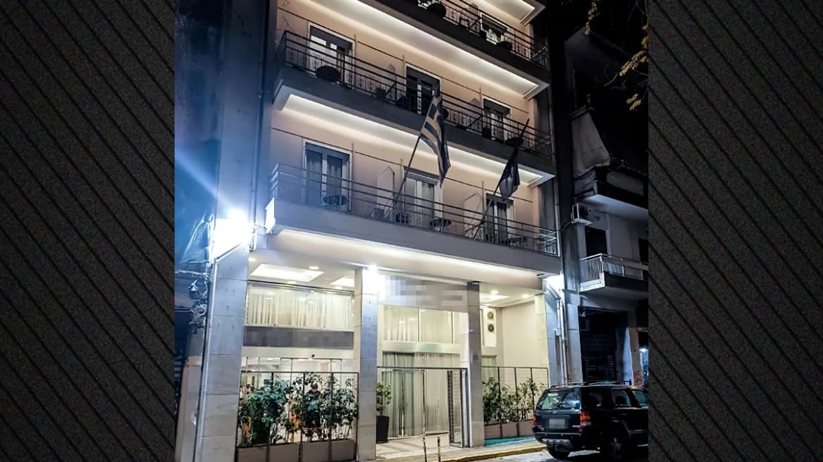 Τραγωδία στα Εξάρχεια: 15χρονος έπεσε από ξενοδοχείο