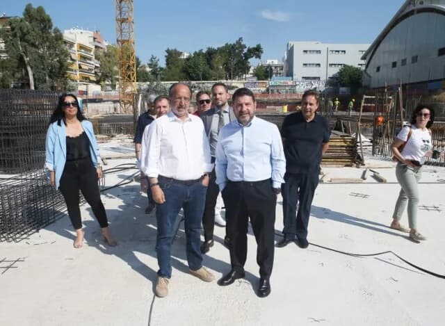 Κουτελάκης: «Τυχεροί οι δήμοι της Αττικής με τον Χαρδαλιά»